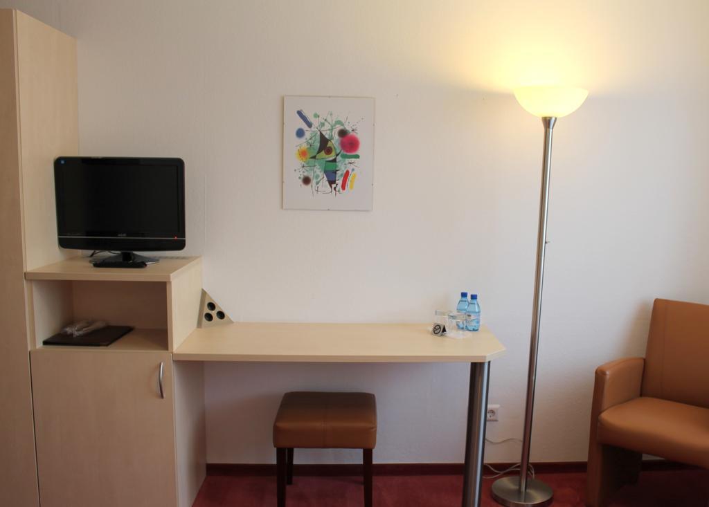 Hotel Am Bad Έσλινγκεν Εξωτερικό φωτογραφία